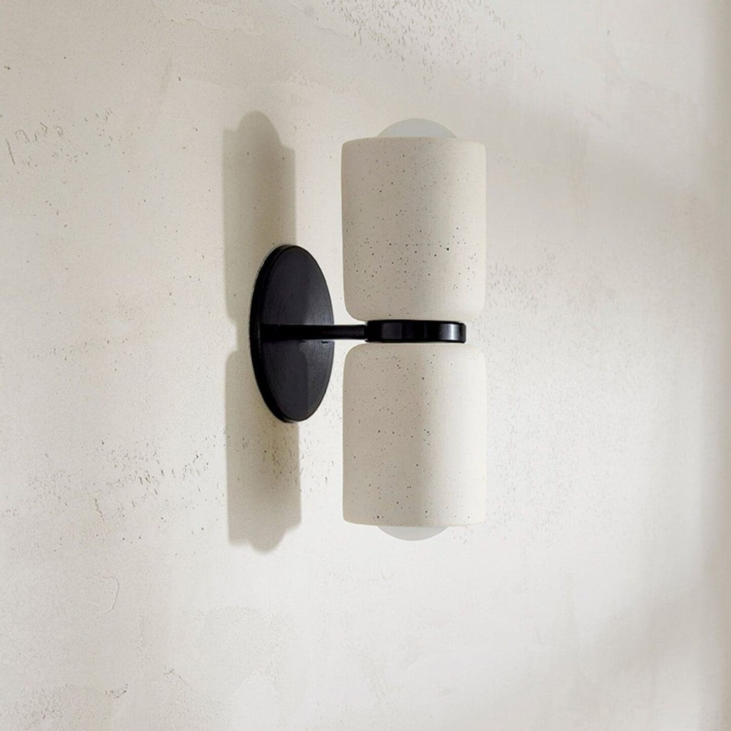 Terra 2 Wall Vanilla Bean & Brushed Black